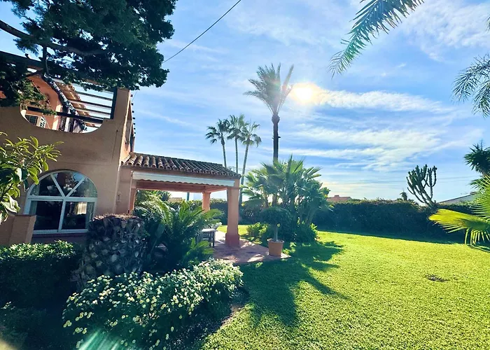 Junto A La Playa - Sun & Relax Villa Marbella